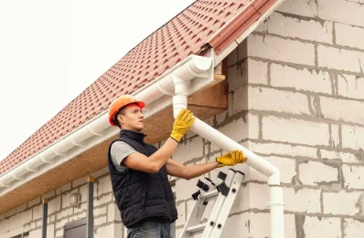 Pose et remplacement de gouttières à Essuiles